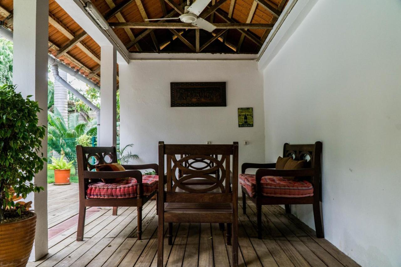 Emoyeni Gardens Hotel Sao Tome Exterior photo